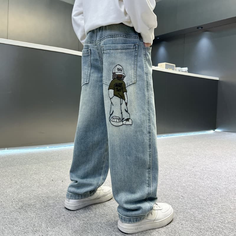 Children's Jeans Spring and Autumn New Straight Leg Boys Pants for Middle and Older Kids Stylish 2026 Spring Boys Long Pants