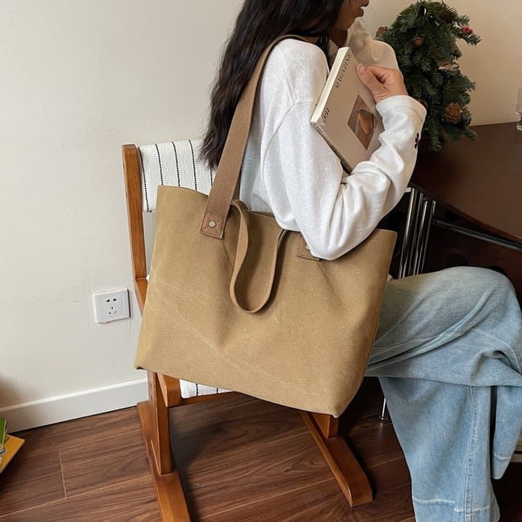 2026 New Trendy Large Capacity Handbag Popular Tote Bag for Women Commute Canvas Bag Simple Shoulder Underarm Bag