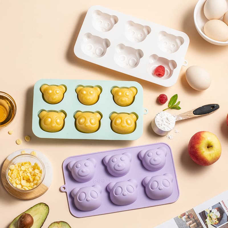 Cross-border silicone cake mold baby bear steamed rice cake food supplement mold high temperature resistant baking oven mold