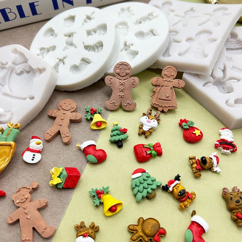Christmas Fondant Cake Dry Pez Silicone Mold DIY Santa Claus Snowman Elk Bell Chocolate Mold