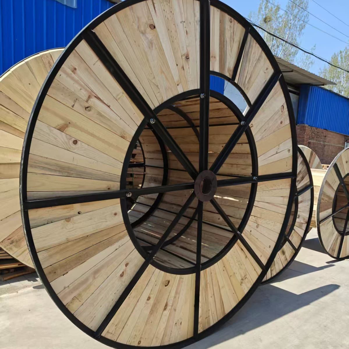 Factory Direct Large Iron-Wood Spool for Cables, Wires, and Steel Ropes Special Iron-Wood Cable Reel Plywood Spool