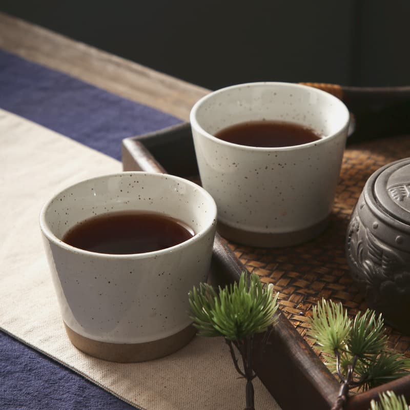 Creative Japanese retro stoneware tea cup handmade ink dot water cup Japanese food shop sushi cup tea cup