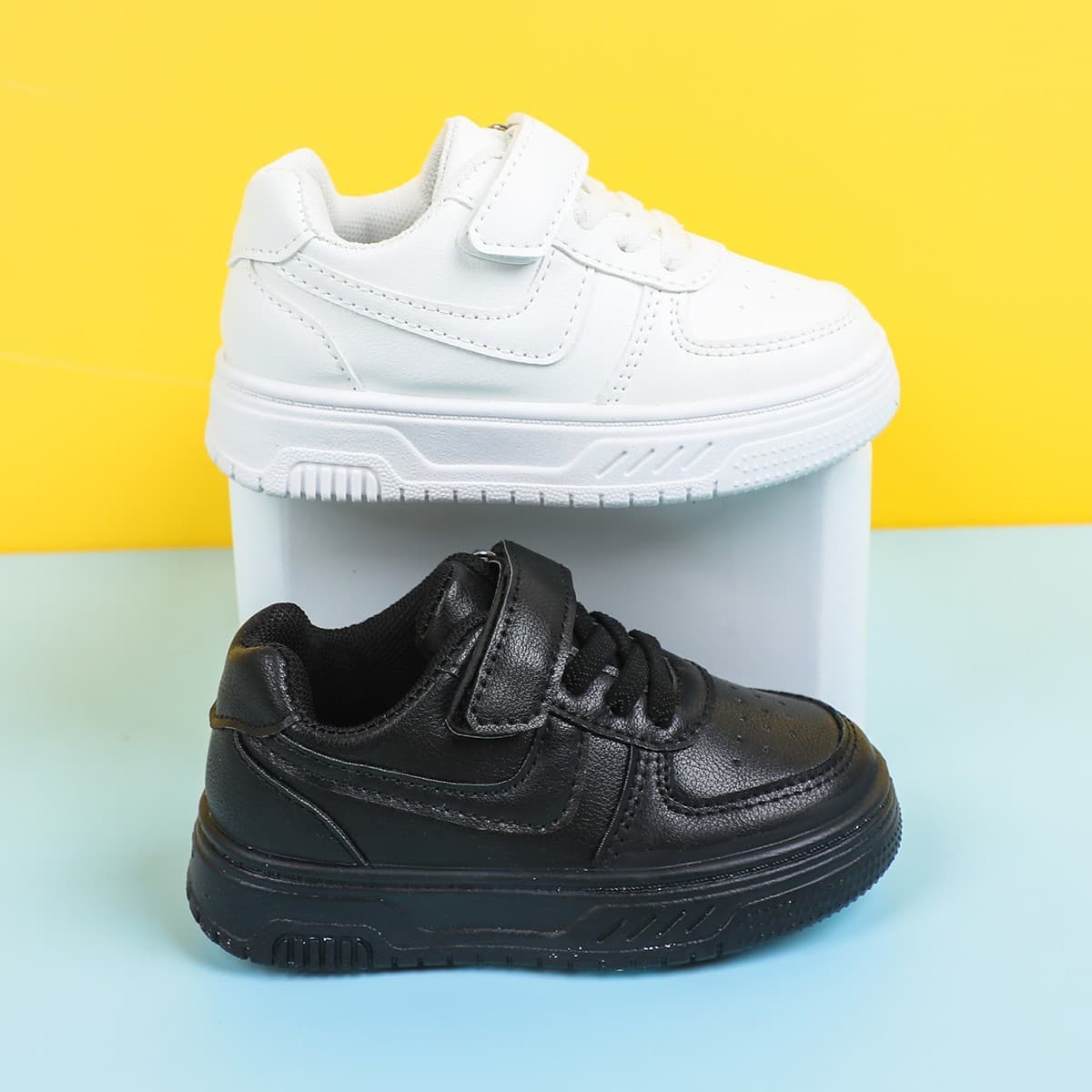 Boys' Low-top Board Shoes Wear-resistant Breathable Toddler Shoes Children's Sneakers and Girls White Shoes Primary School Students' Casual Shoes