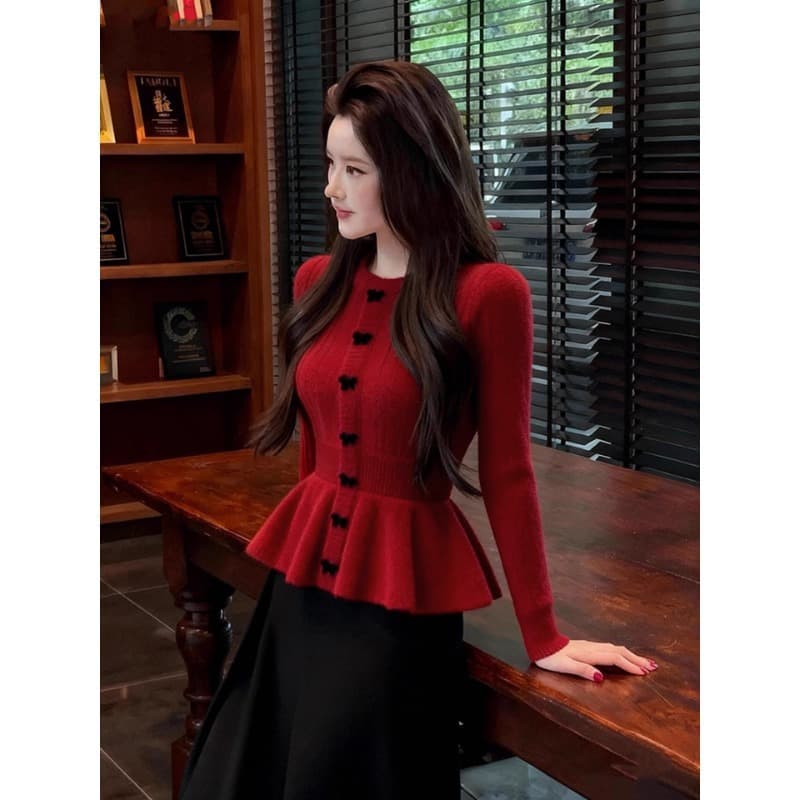 Elegant Niche Red Long-Sleeve Knit Top for Women 2025 Fall New Bow Design Waist-Cinching Blouse