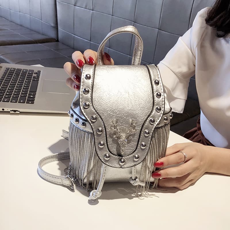 New Ins Hot Chain Mini Small Bag Women 2020 New Korean Style Versatile Crossbody Bag Rivet Tassel Bag