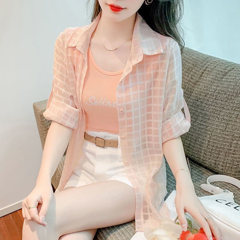 Sun protection shirt for women, summer new style loose thin breathable versatile long-sleeve plaid mid-length open-front cardigan.