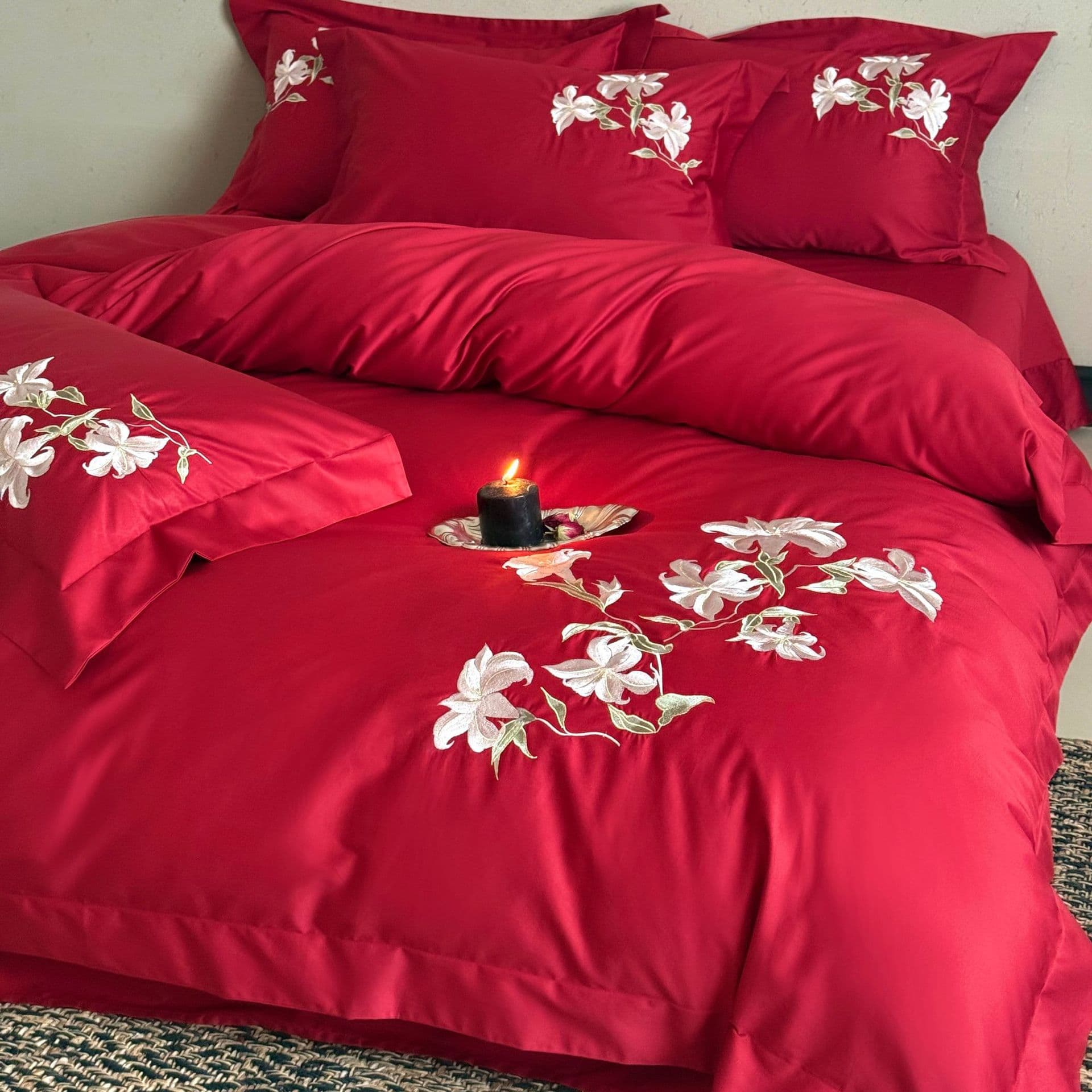Bright Red 50-Piece Xinjiang Long-Staple Cotton 4-Piece Wedding Bedding Set with Exquisite Lily Embroidery, Pure Cotton Bridal Set