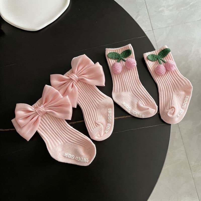 Sweet Pink Mid-Calf Socks with Large Bow Lace Trim, Cute Princess Socks for Baby Girls, Non-Slip Floor Socks