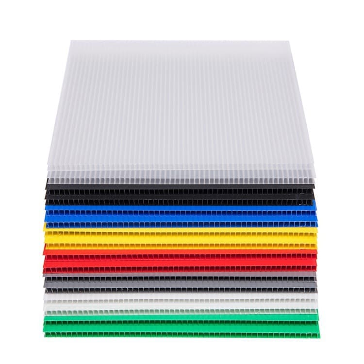 Multi-Color Plastic Corrugated Sheets, Custom Sizes for Takeout Box Liners and Load-Bearing Boards