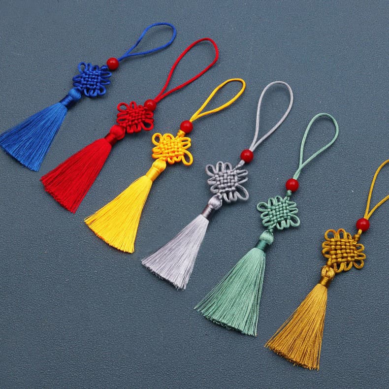 5CM Chinese knot tassels, artificial ice silk small tassel for clothing bookmarks, USB drive phone cases, small tassel pendants