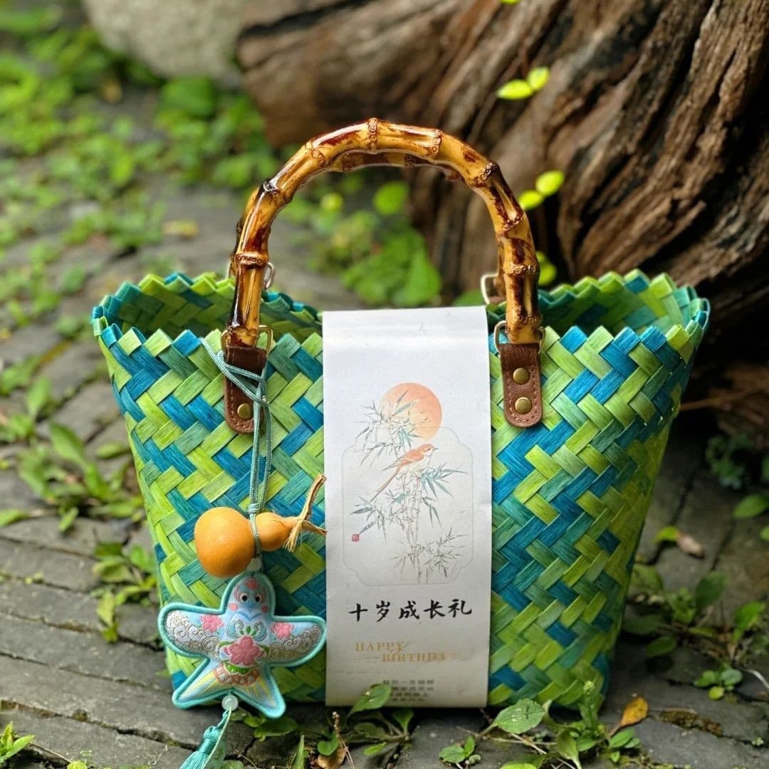 New Chinese style packaging souvenir bag housewarming full moon Mid-Autumn Festival gift box happy event basket bamboo weaving Dragon Boat Festival