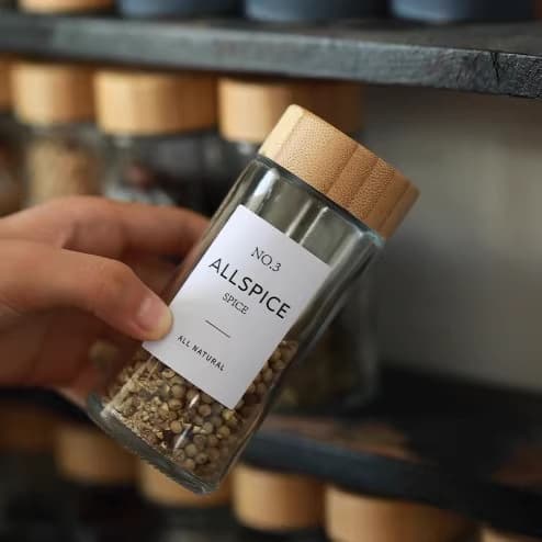 Round glass seasoning jar bamboo lid seasoning bottle kitchen seasoning storage jar simple sprinkling bottle moisture-proof spice