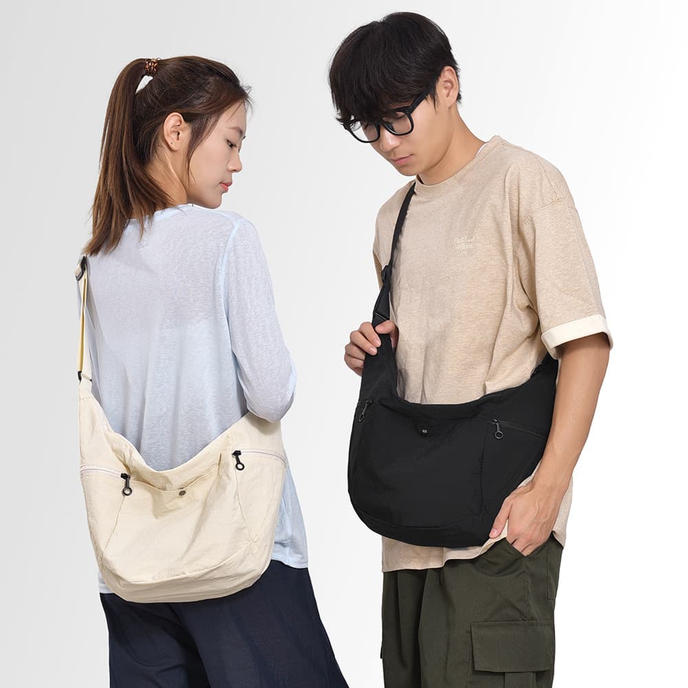 New Crossbody Bag for Women, Dumpling Bag, Lightweight Sporty Crossbody Bag, Versatile Nylon Shoulder Bag, Underarm Bag
