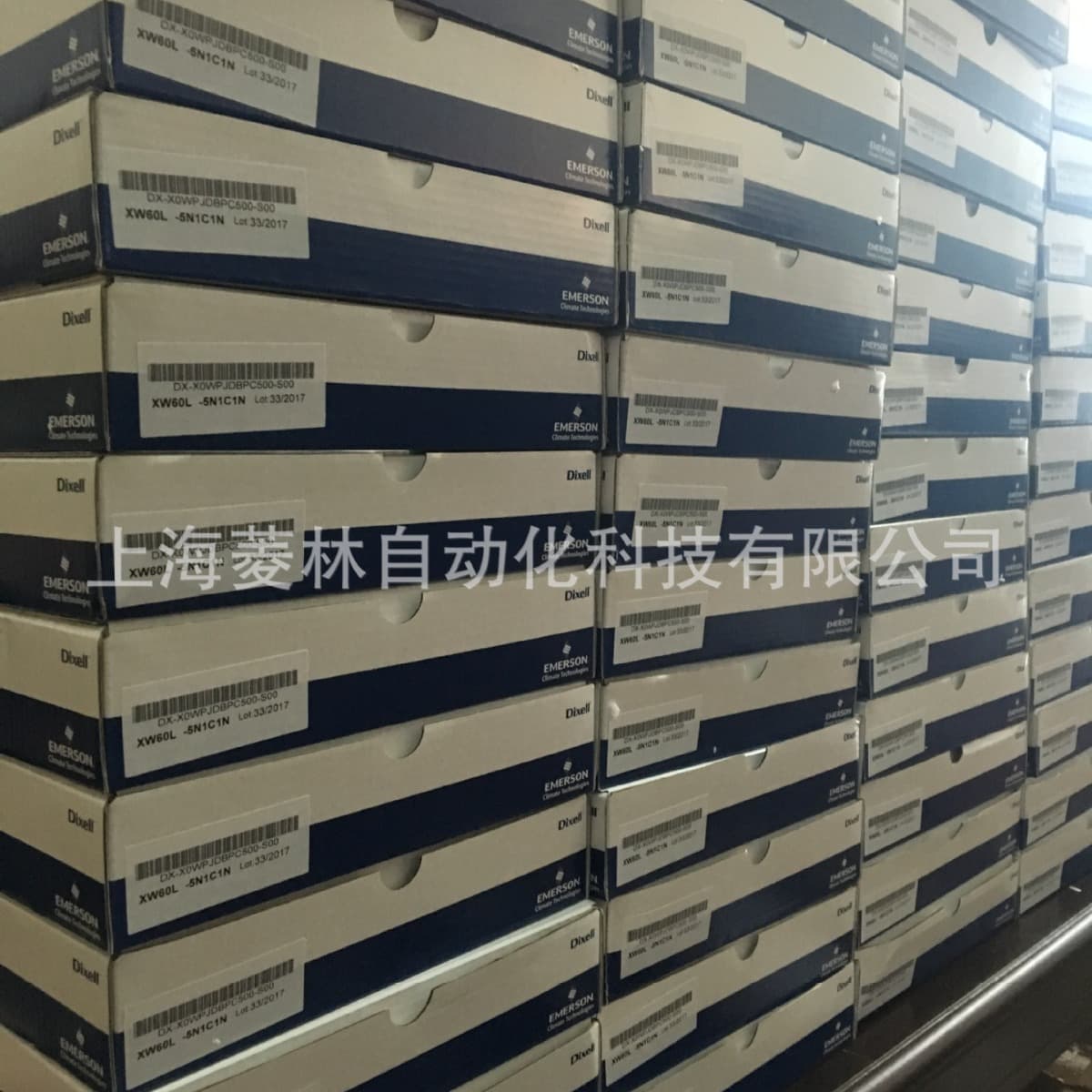 Dixell Thermostat Models: XR20CX-5N1C1, XR30CX-5N1C1, XR40CX-5N1C1