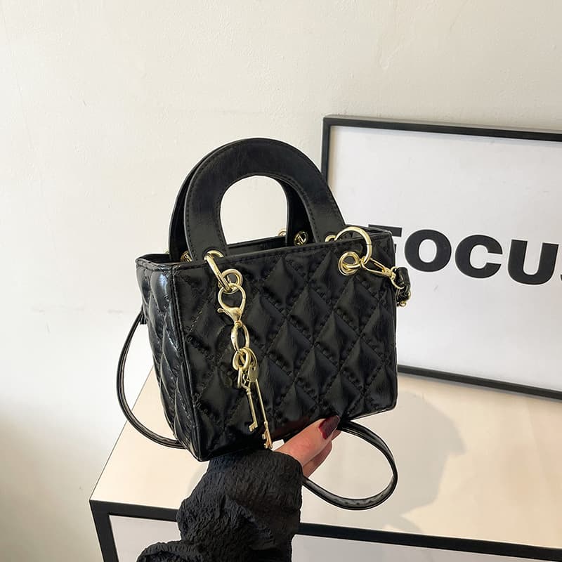 Fashionable Mini Bag for Women 2025 New Trendy Chain Handle Small Square Bag High-End Shoulder Crossbody Bag