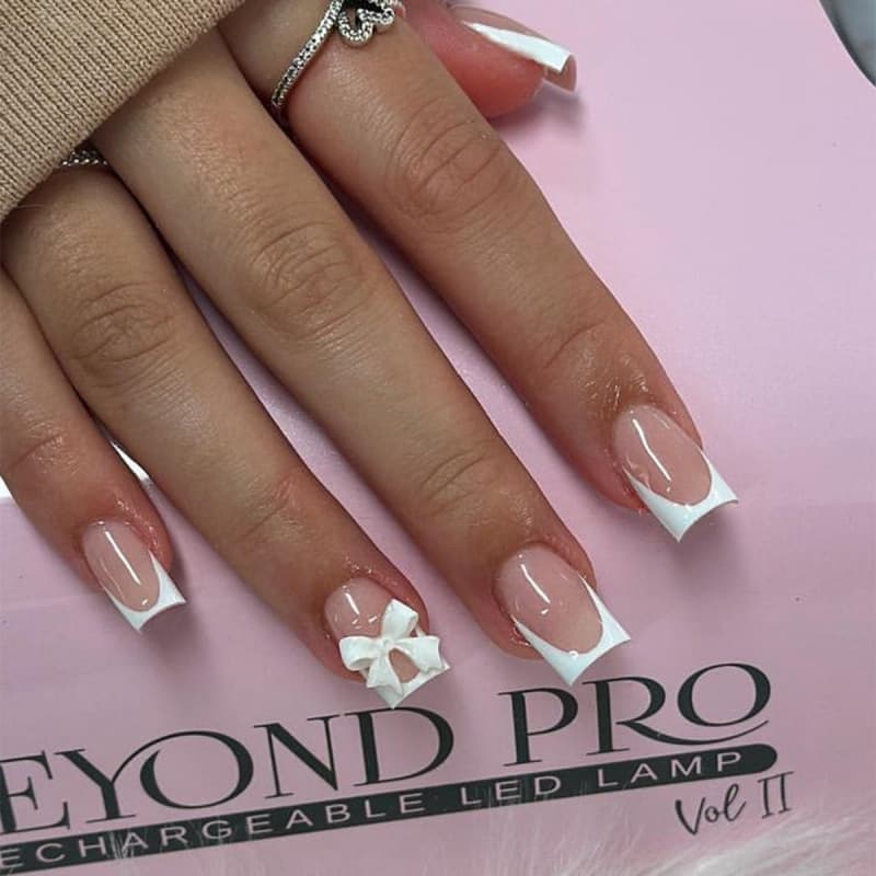 Cross-border Hot Selling Handmade Wearable Nails White French Bow Design High-End False Nails
