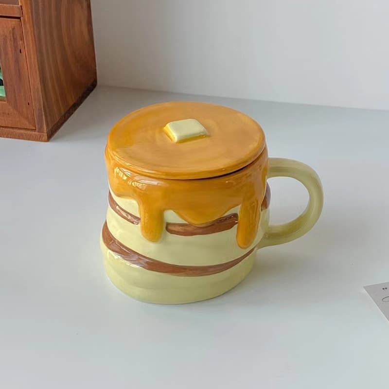 Creative Cute 3D Honey Muffin Shaped Underglaze Ceramic Mug with Lid Coffee Cup