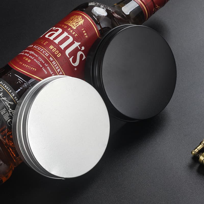 100ml round tobacco box, portable aluminum alloy pipe tobacco airtight box with threaded seal for moisture-proof storage.