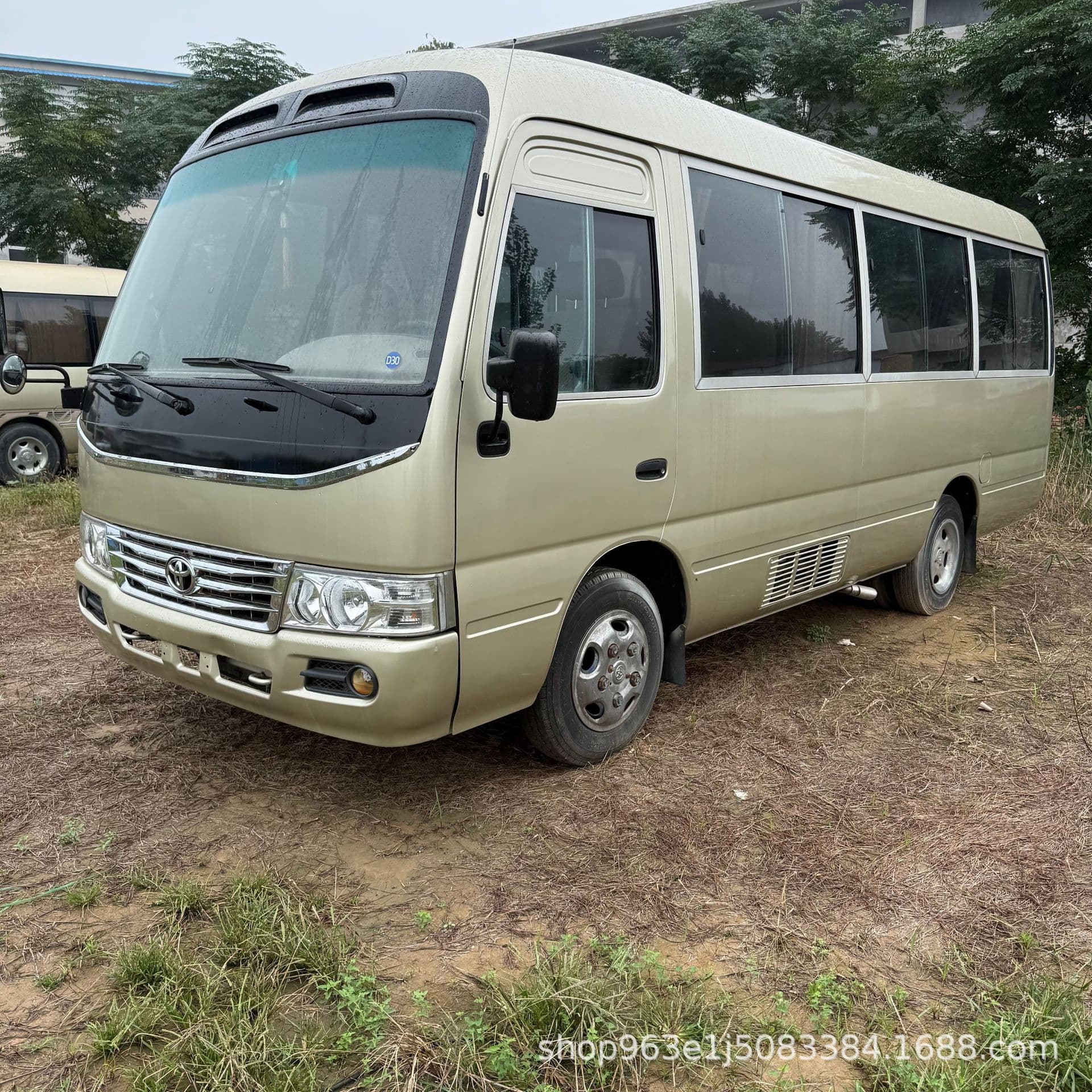 Export Used Howo Kosda 17-20 Passenger Commuter Bus 6-Cylinder Coaster Commuter Midibus