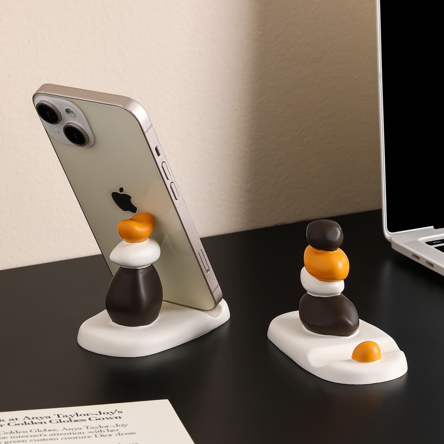 Fortune-Turning Phone Stand Desktop Decor Office Desk Mood Stabilizer Practical Gift for Women