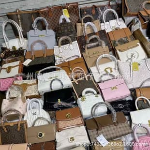 Women's handbags available Ladies handbags wholesale in stock