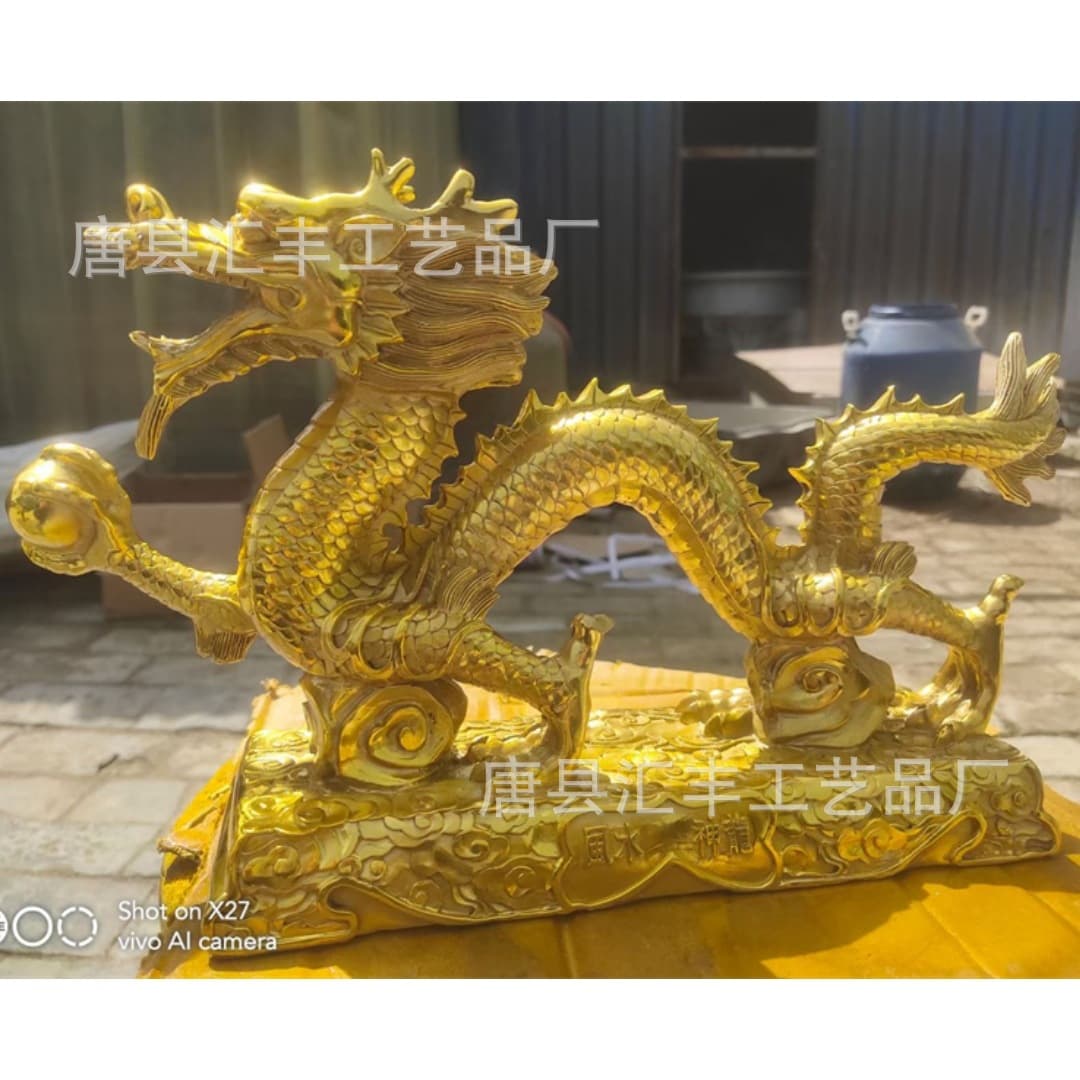 Spitting water copper dragon fountain faucet copper sculpture animal head copper dragon square brass dragon column copper unicorn copper bull foundry