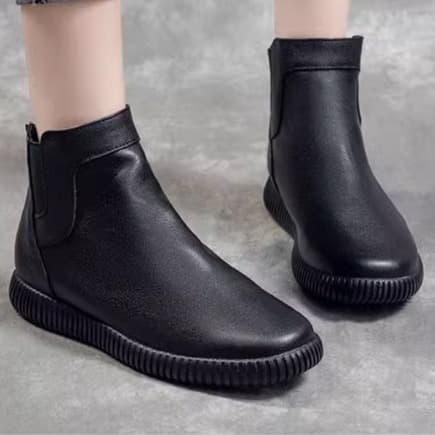 In Stock Black Low-Top Round Toe Full Grain Leather Martin Boots Women's Leather Boots Ankle Boots Flat Heel Women's Boots