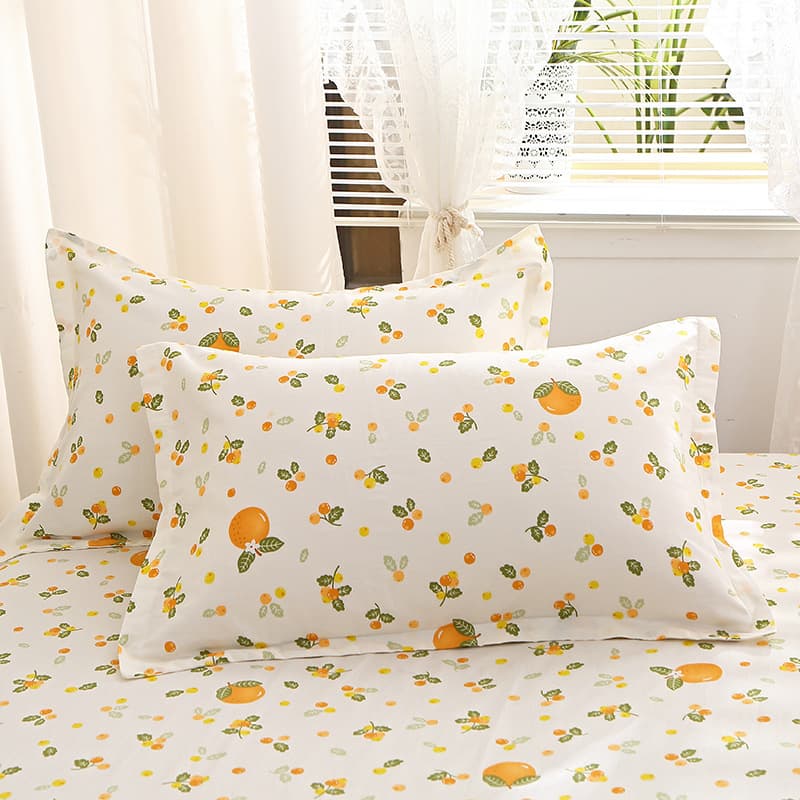 A pair of cotton pillowcases wholesale cotton pillowcases single household student dormitory pillowcase cartoon plaid