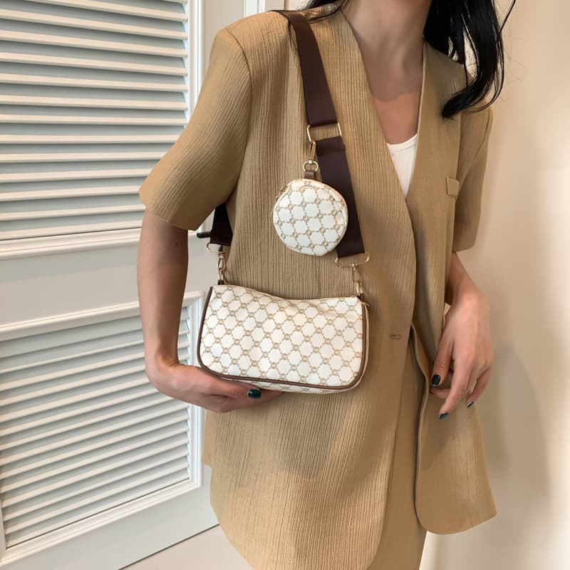 2024 New Trendy Printed Diamond Flower Shoulder Bag, Simple Versatile Fresh Underarm Bag