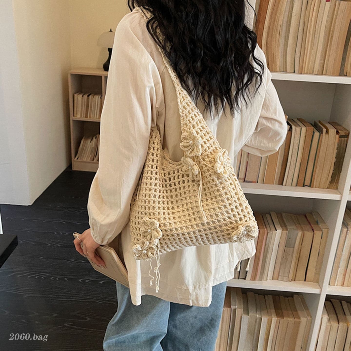 Vacation Tote Large Capacity Handmade Single-Shoulder 2026 Hollow-Out Bag for Women, New Stylish Floral Woven Bag Versatile Style