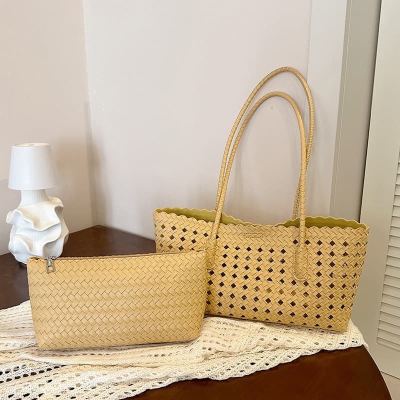 Woven shoulder bag for women summer new large-capacity tote bag hollow portable vegetable basket mother bag fashionable commuter bag
