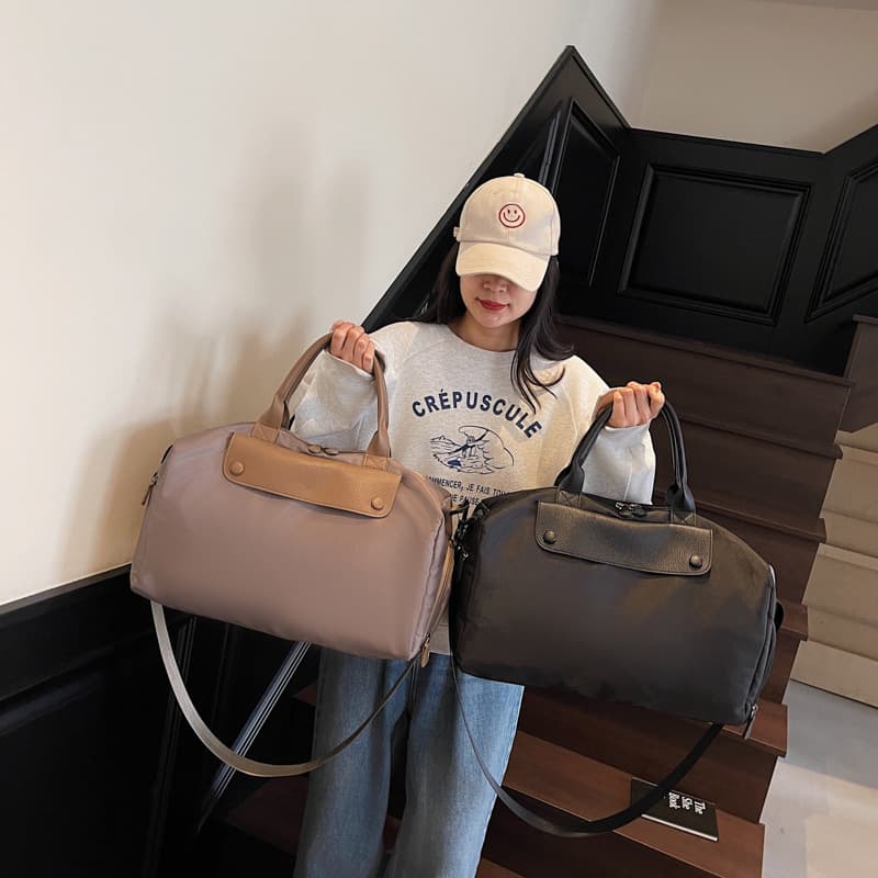 New 2025 Hand Carry Travel Bag, Large Capacity Dry-Wet Separation Fitness Bag, Women's Fashion Short Trip Luggage, Men's Version Available