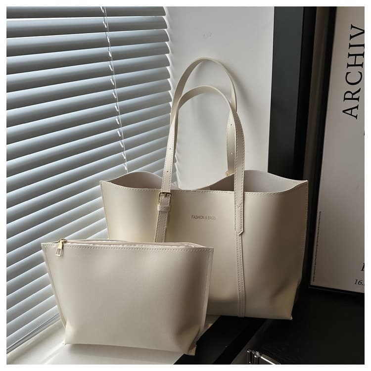 Women's Tote Bag, Niche Premium Retro Trendy Commuter Bag, Stylish Large-Capacity Shoulder Crossbody Bag