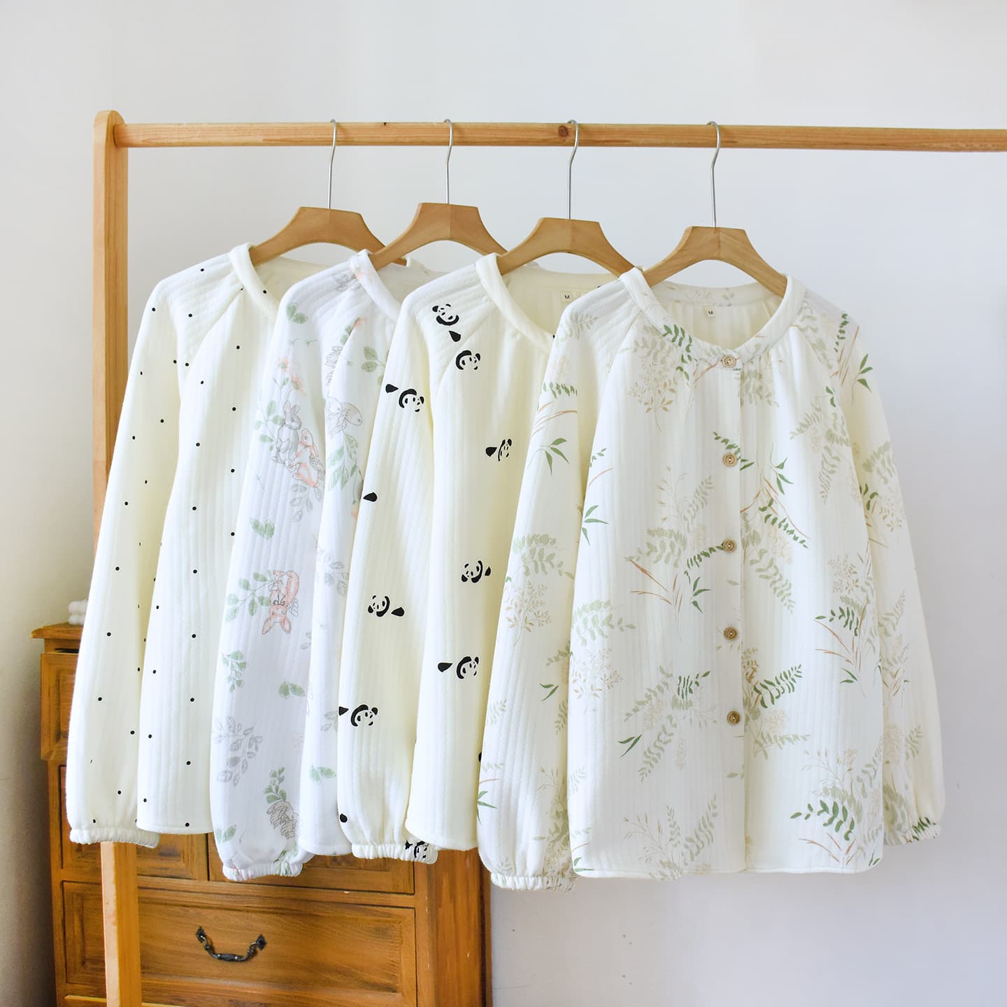 Autumn and winter pure cotton air cotton pajamas women's thickened cotton one-piece tops sweet printed cardigan loose home clothes