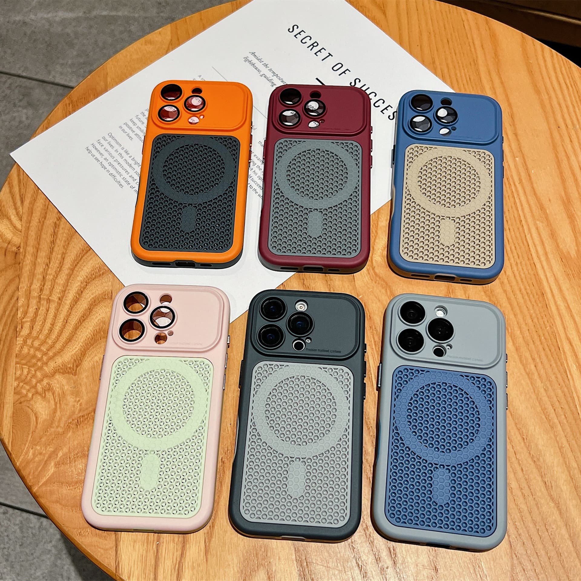 Honeycomb mesh suitable for iPhone 17 PROMAX skin-sensitive magnetic phone case Apple 16 all-inclusive hard protective case 15
