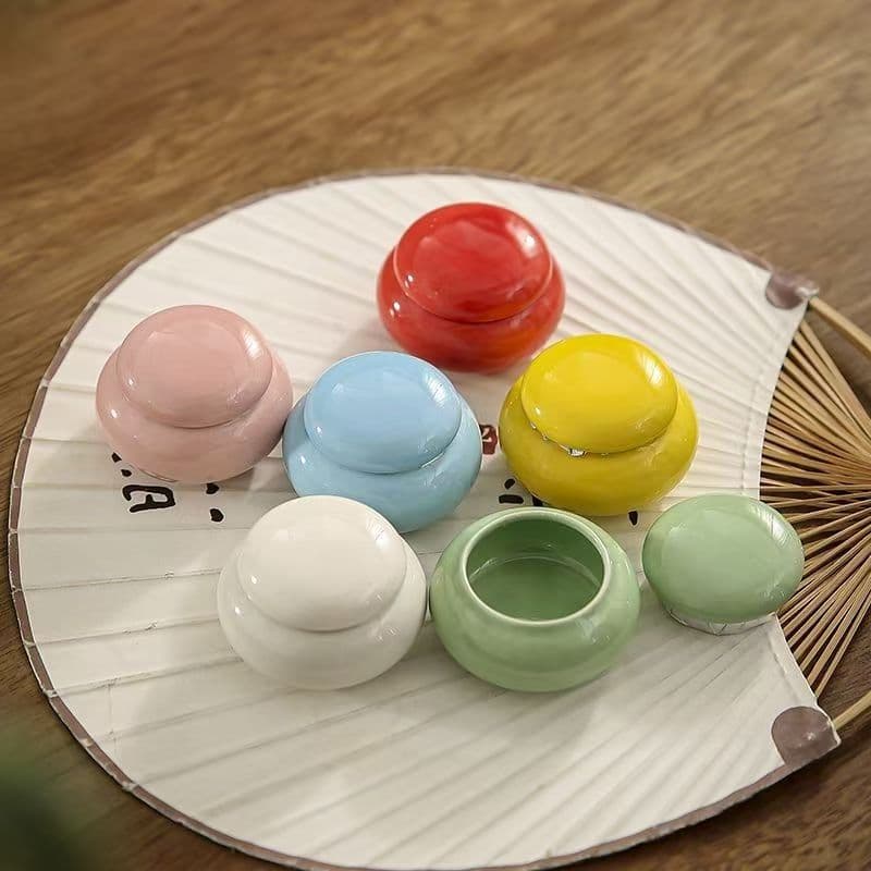 Mini Ceramic Sealing Jar Small Tea Can Rouge Lipstick Container Ointment Jar Pill Cosmetic Fragrance Cream Powder Pot