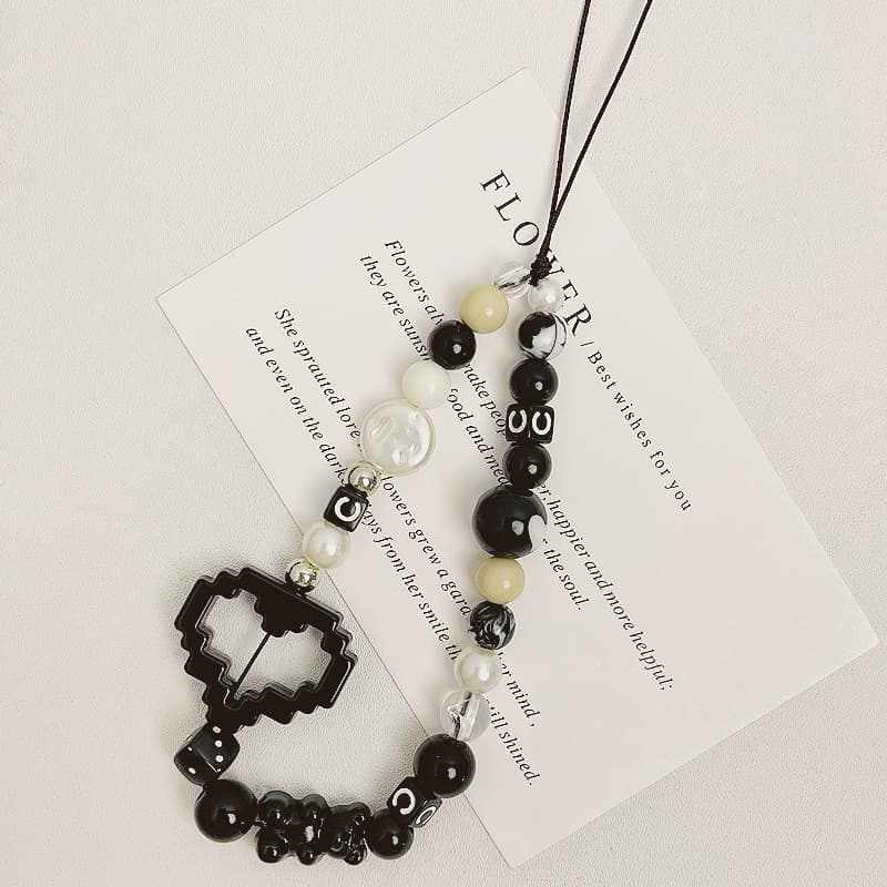 Ins Love Bear Phone Case Lanyard Creative Cute Anti-Loss Short Wrist Strap Beaded Bag CCD Camera Hanging Decoration