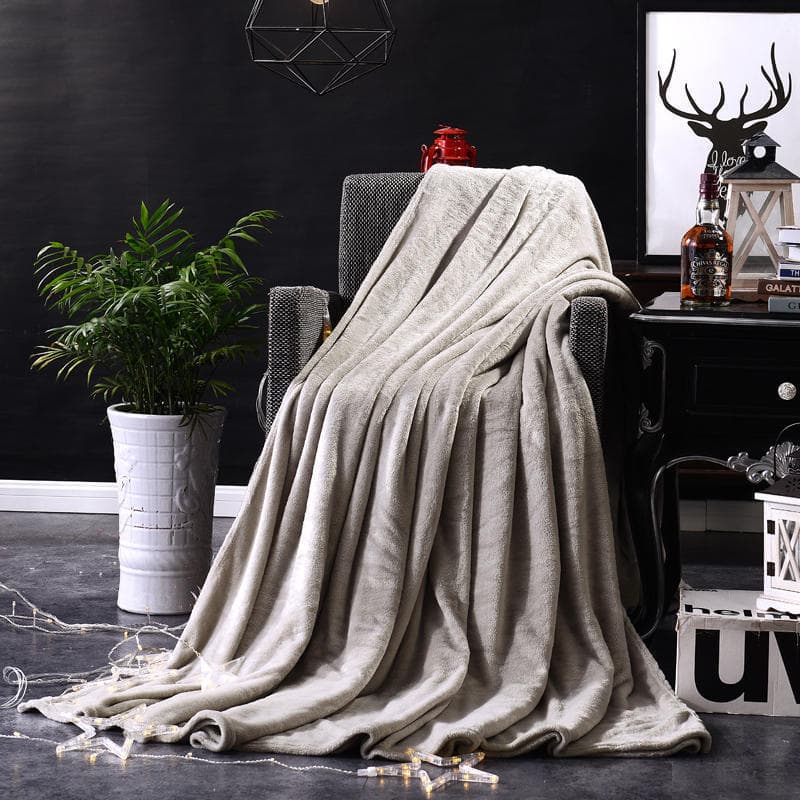Solid color blanket, coral fleece throw, air-conditioning blanket.