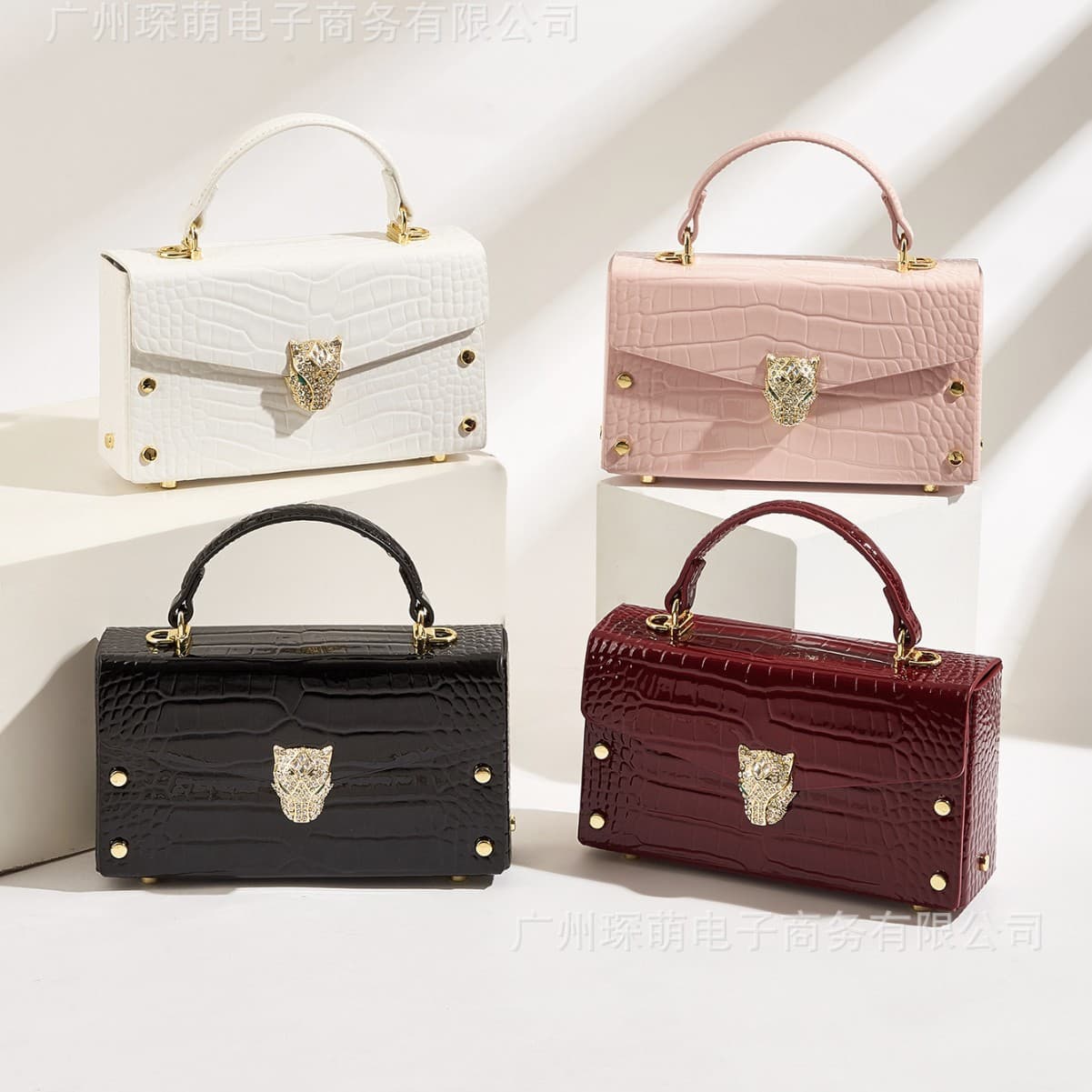 2025 New Style Crocodile Belly Leather Women's Shoulder Bag Casual Genuine Crocodile Belly Leather Crossbody Bag Fashionable Trendy Women's Bag