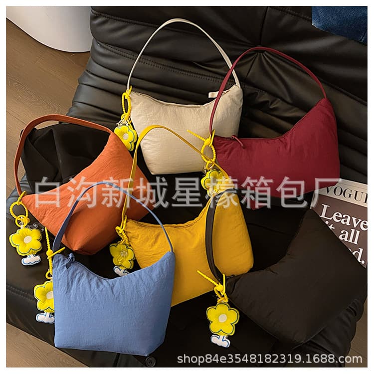 Minimalist Solid Color Underarm Bag, Fashionable Single-Shoulder Small Cloth Bag, New Dumpling Bag, Women's Crossbody Bag, Nylon Waterproof Handbag