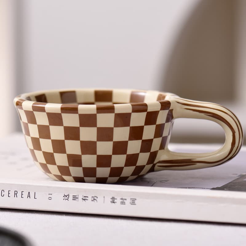 Personalized Retro Checkered Coffee Mug for Women, High Appearance, Couple Office Ceramic Mug, Simple