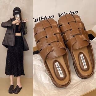 Women's Mules 2025 New French Style Gentle Summer Outdoor Casual Shoes Elegant Socialite Mules Versatile Flat