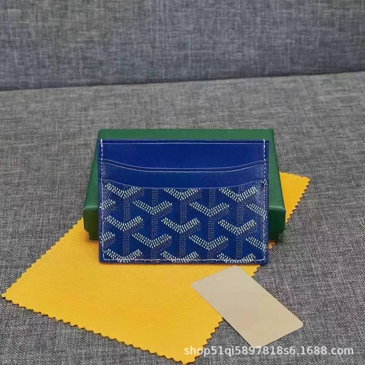 In Stock, New Goyard Men's and Women's Credit Card Mini Wallet Dog Tooth Card Holder Card Case Goyard Card Clip Cross-border