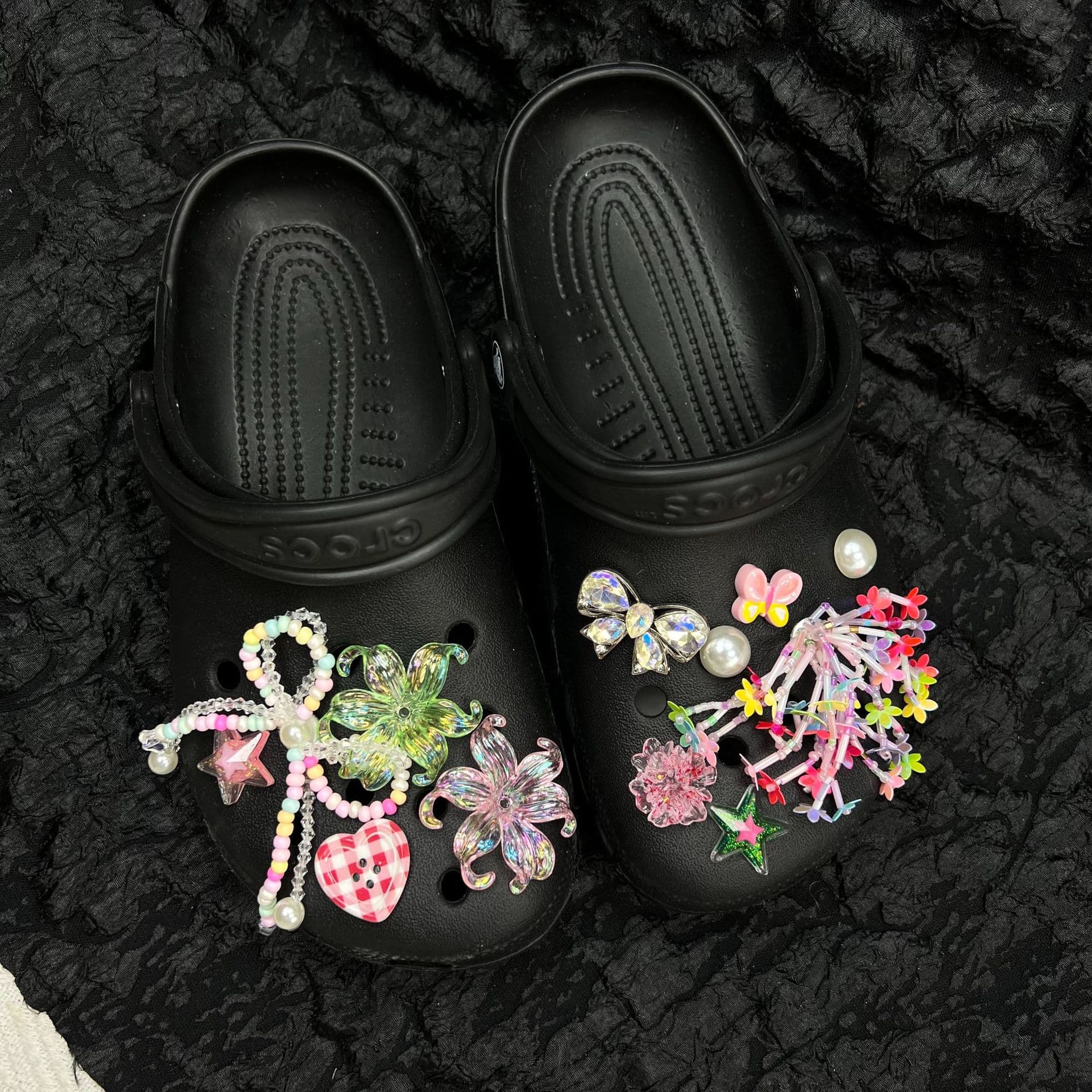 Crocs Shoe Charms 2025 New Elegant Iris Flower Colorful Cluster Butterfly Beaded Chain Shoe Decoration Accessories