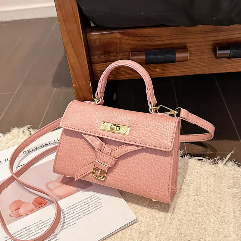 Light luxury, versatile and fashionable cross-body bag for women, cross-border new style, simple lock shoulder bag, temperament, popular handheld tote bag