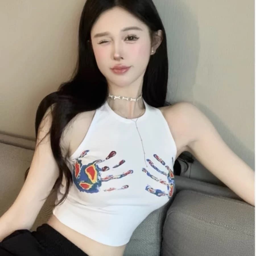 Design Printed Camisole Top for Women, Slim Fit Crop Top, Sleeveless T-Shirt, Sweet and Edgy Summer New Arrival