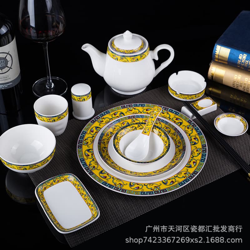 Chinese Hotel Palace Style Table Setting Ceramic Dinnerware 3-Piece Set Plate Bowl Cup Spoon Chopsticks 4-Piece Set for Restaurant Club Private Room
