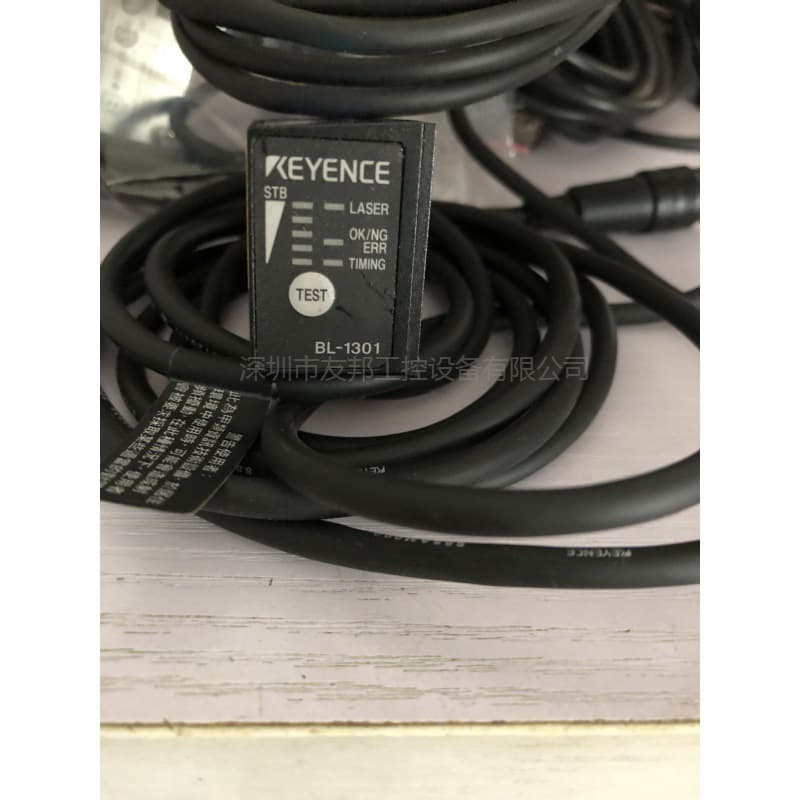 KEYENCE Barcode Reader BL-1301, fully functional, price negotiable.