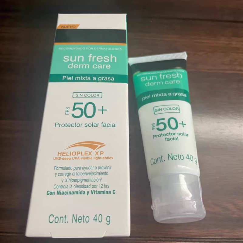 Facial sunscreen, refreshing and clear, oil-free sunscreen lotion, UV isolation, body sunscreen