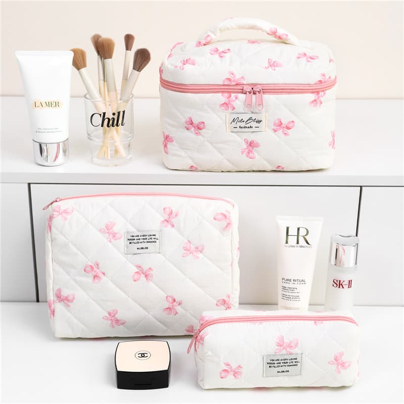 Bow cosmetic bag, large capacity, high-end sense, simple storage bag, ins style, high-looking travel portable toiletry bag